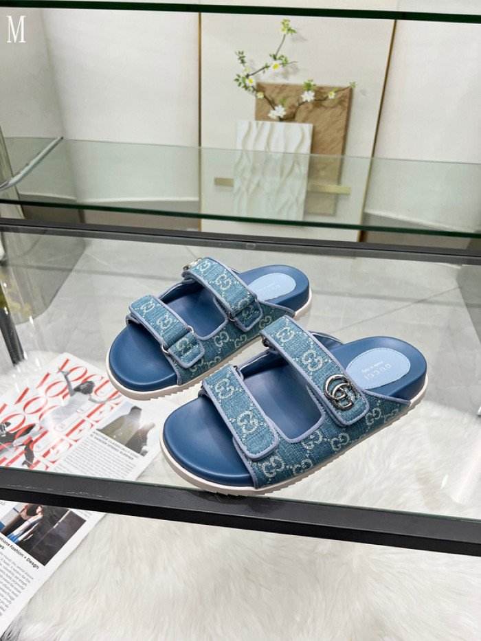 GUCC SANDALS