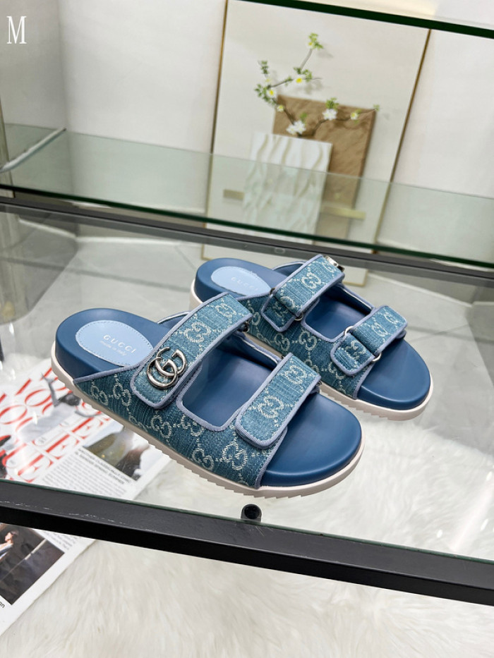 GUCC SANDALS