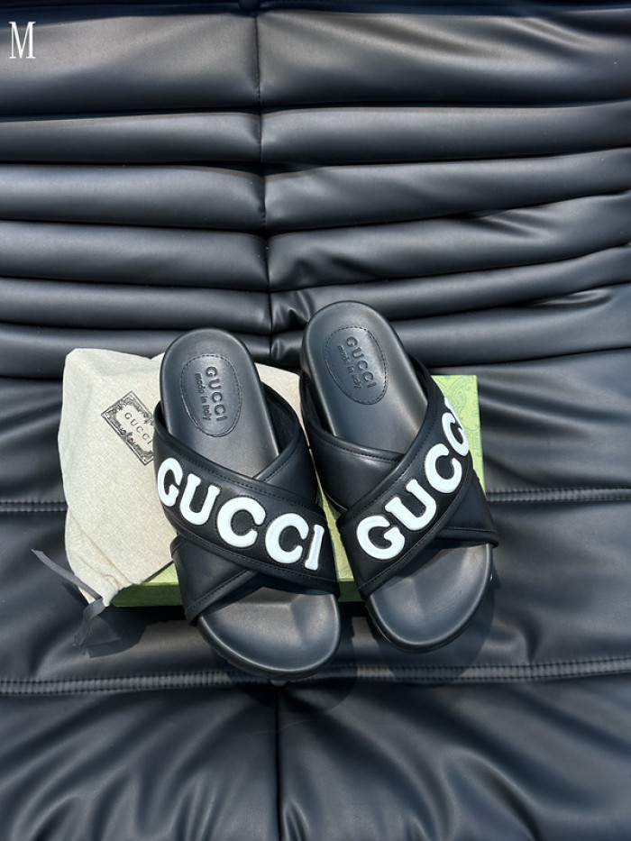 GUCC SANDALS