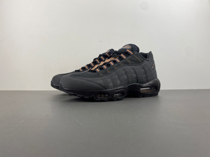 Nike Air Max 95 SP HQ6457-001