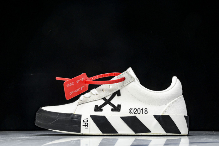 Off-White c/o Virgil Abloh Vulc Low Top