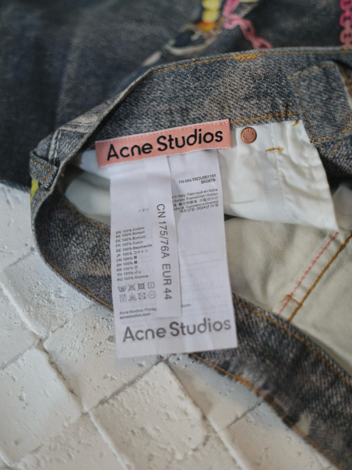 Acne Studios