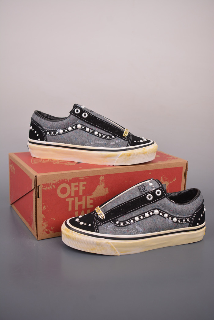 Vans Sneakers