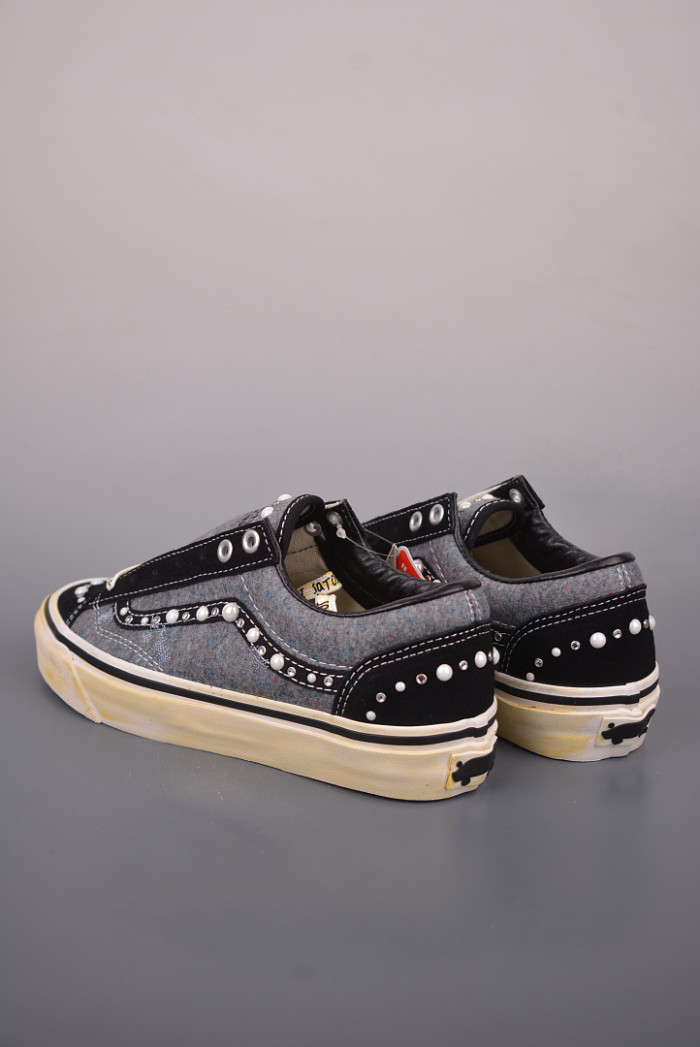 Vans Sneakers