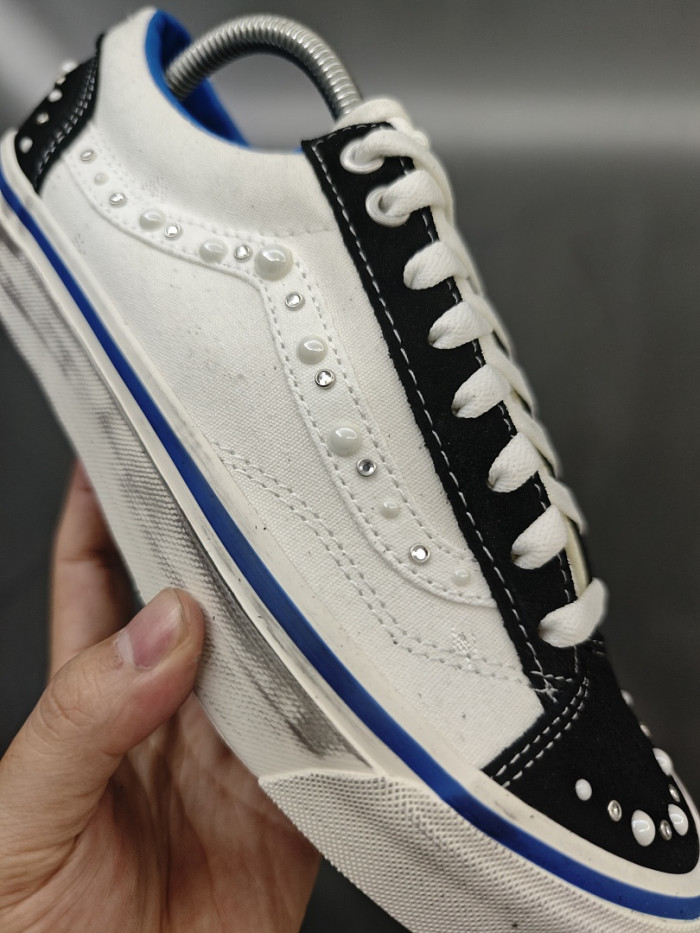 Vans Sneakers
