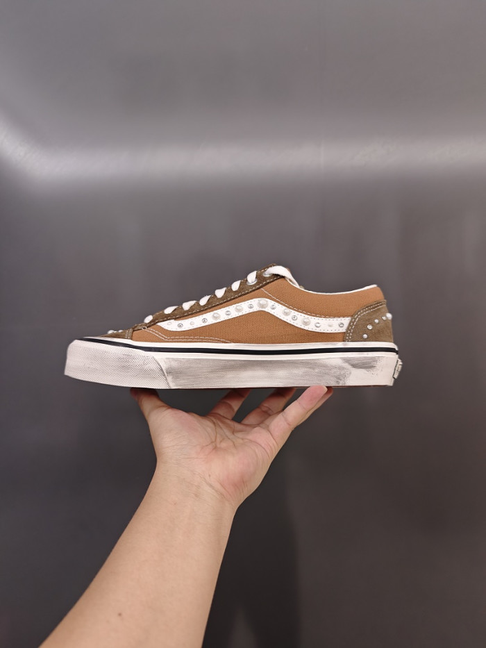 Vans Sneakers