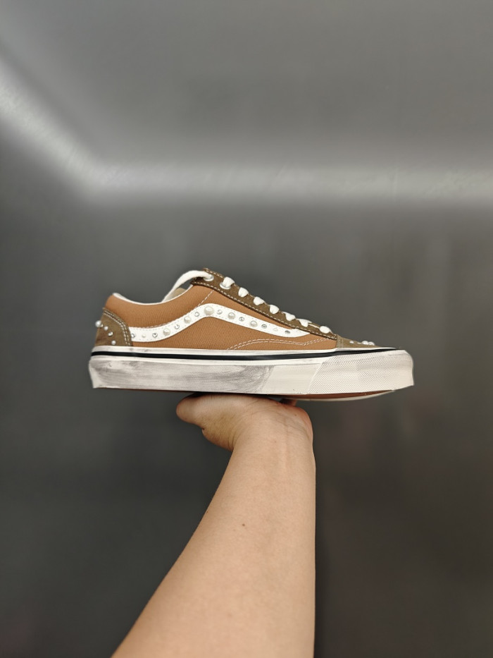Vans Sneakers