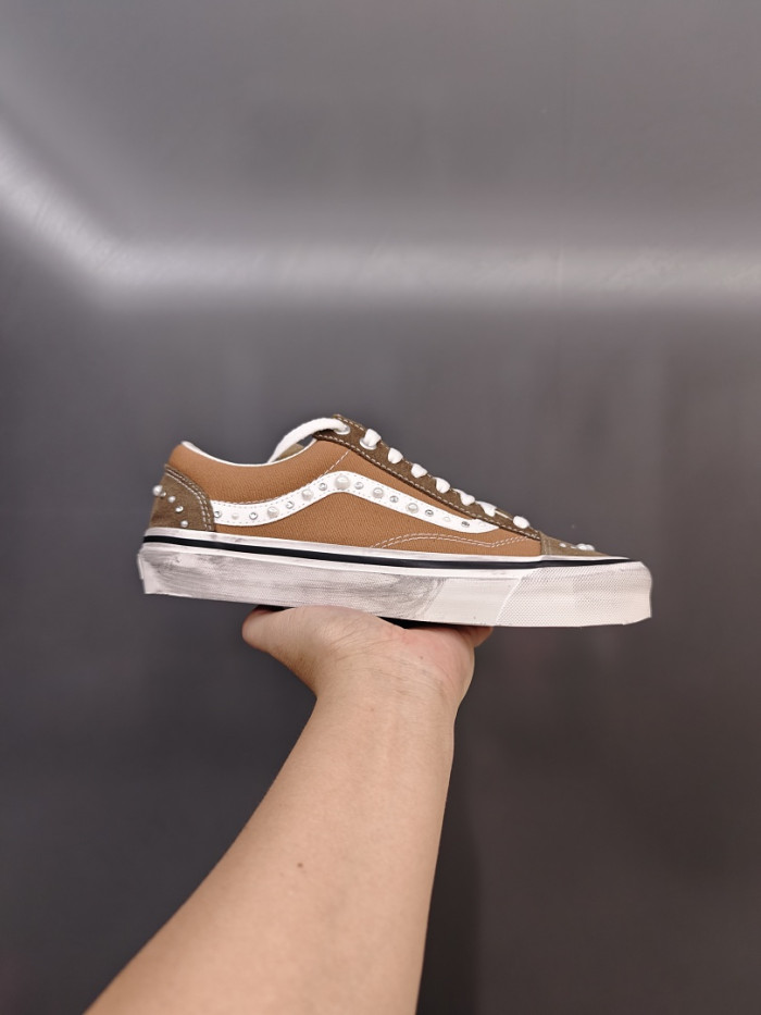 Vans Sneakers