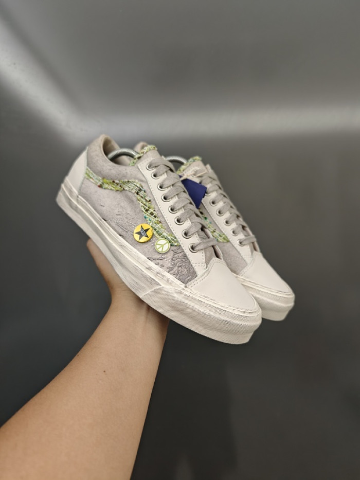Vans Sneakers