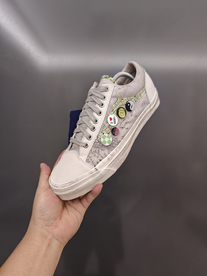 Vans Sneakers