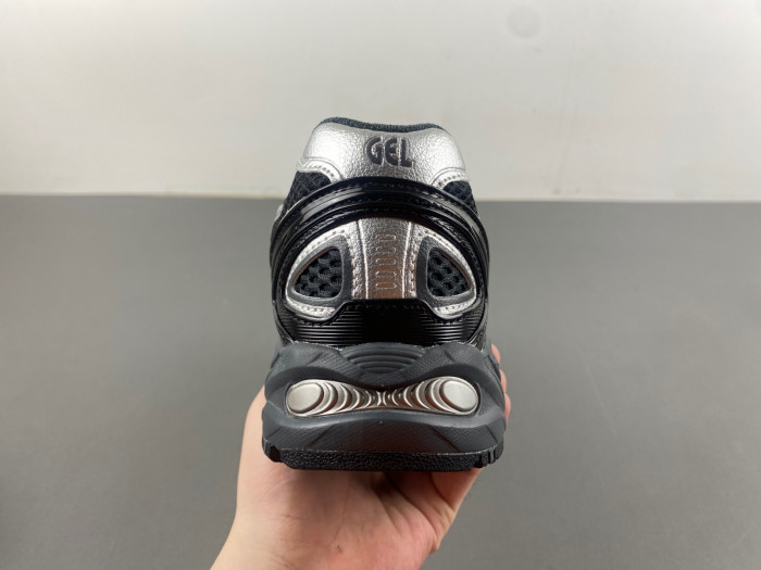 As*ic*s gel-kahana tr v4 "black silver"