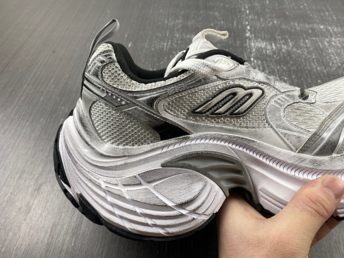 Balenciaga 6XL Sneaker
