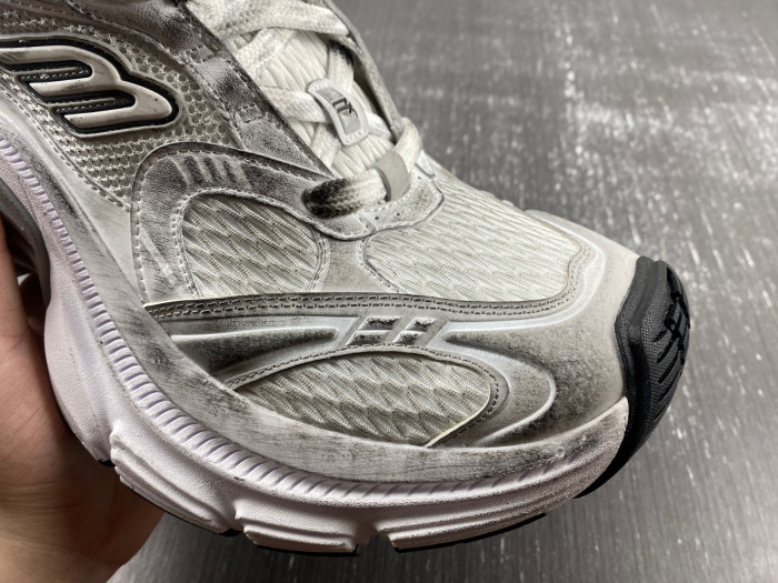 Balenciaga 6XL Sneaker
