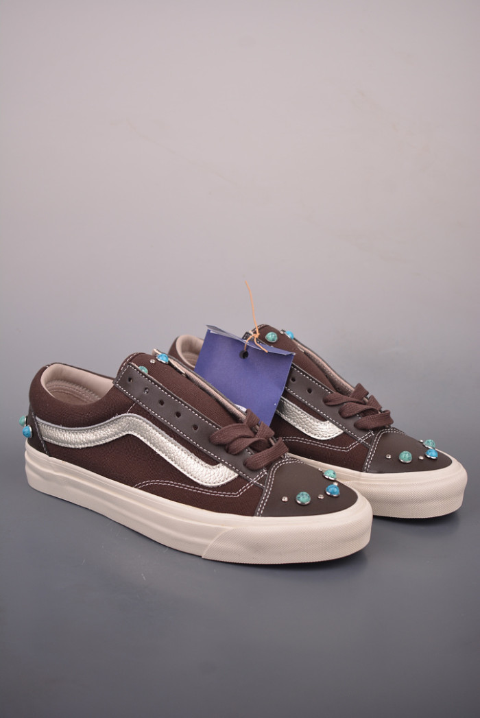 Vans Sneakers
