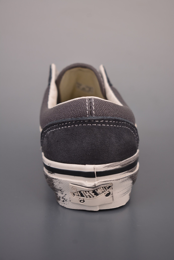 Vans Sneakers