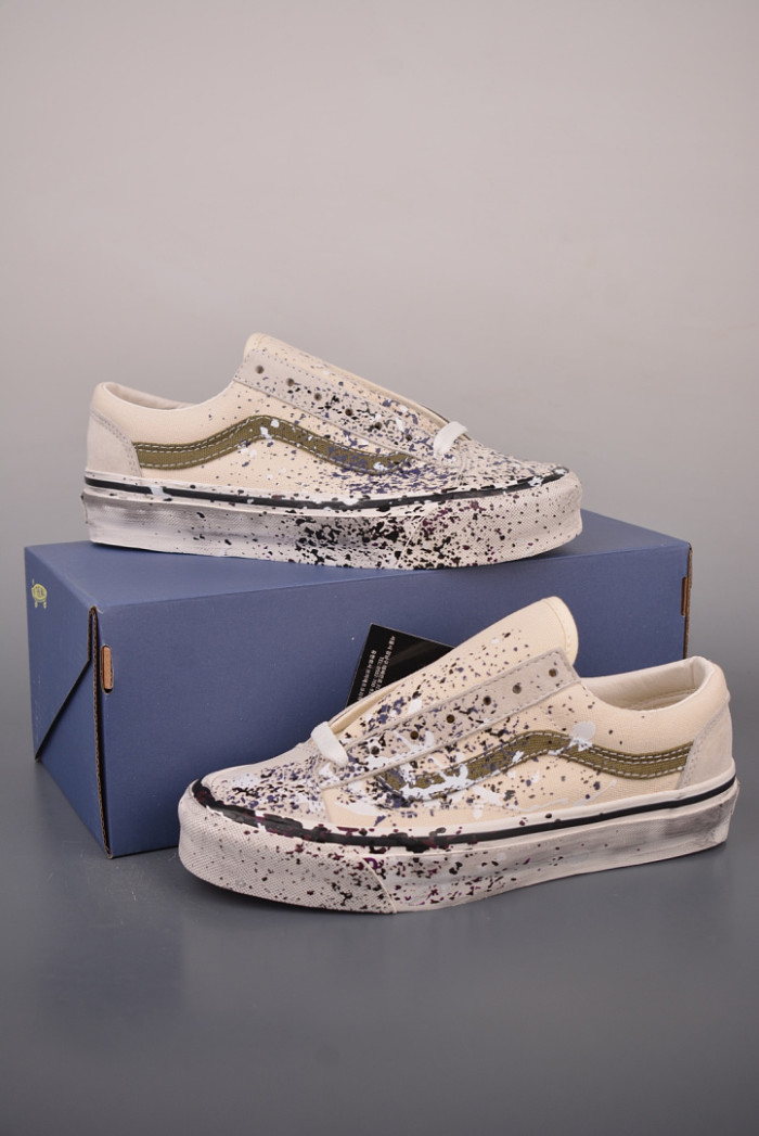 Vans Sneakers