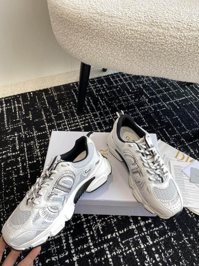 Dior SNEAKER