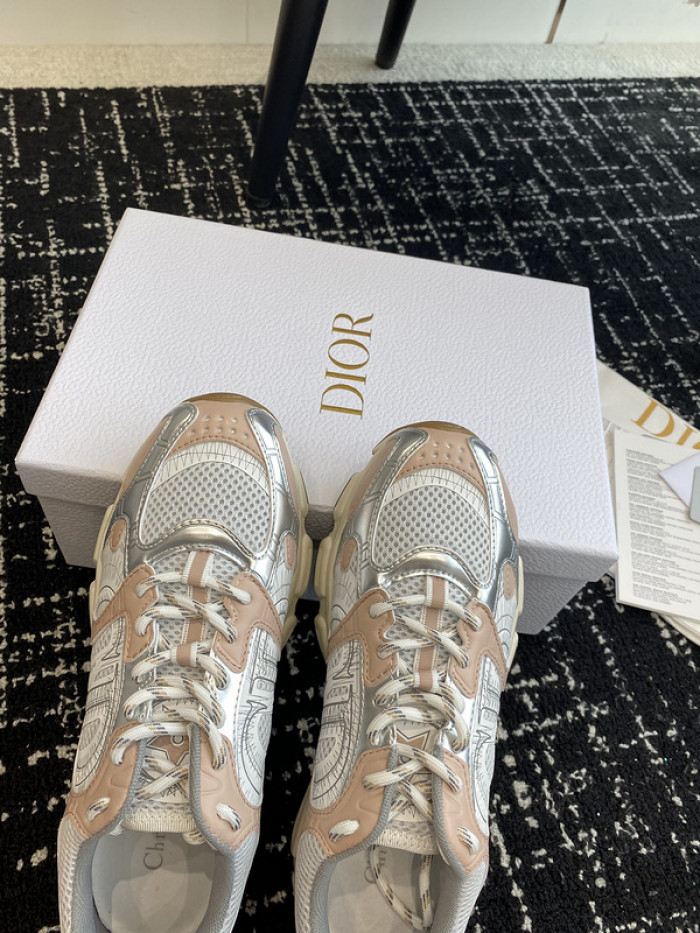 Dior SNEAKER