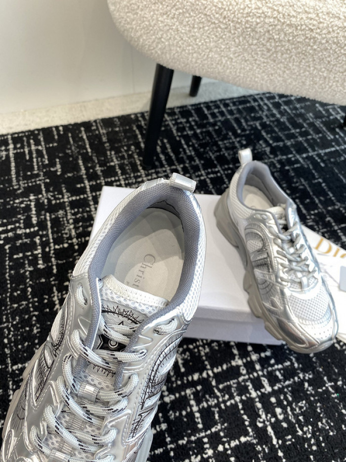 Dior SNEAKER
