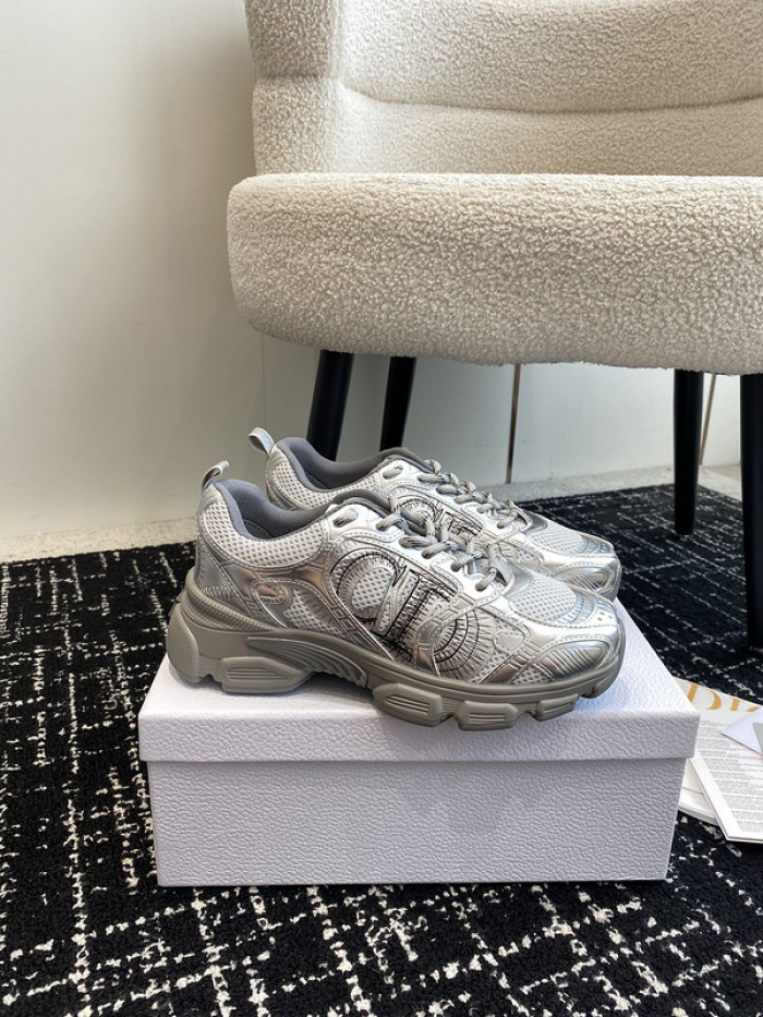Dior SNEAKER