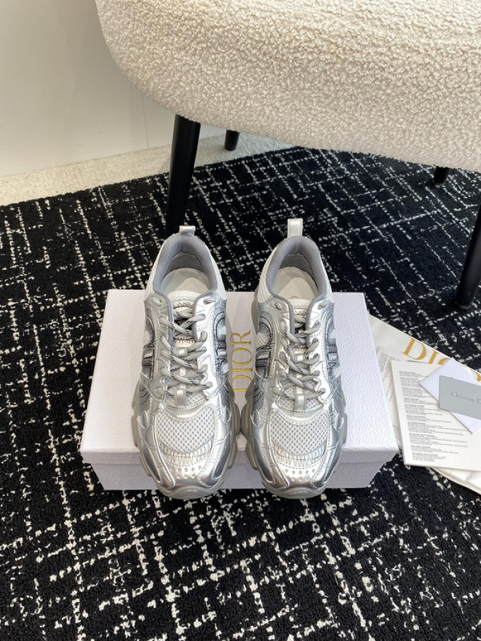 Dior SNEAKER