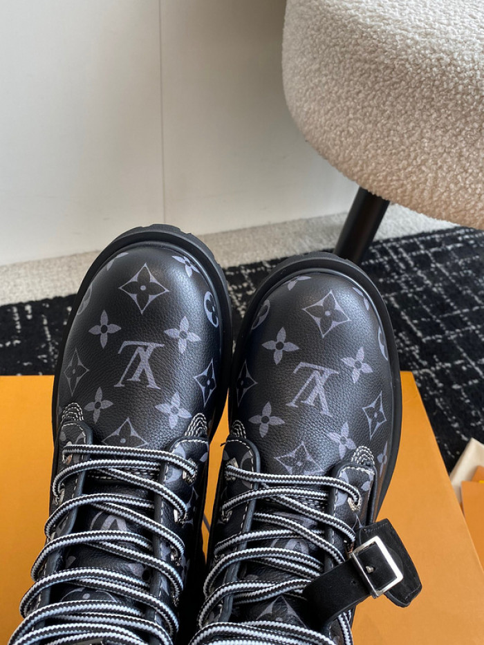 lv boots