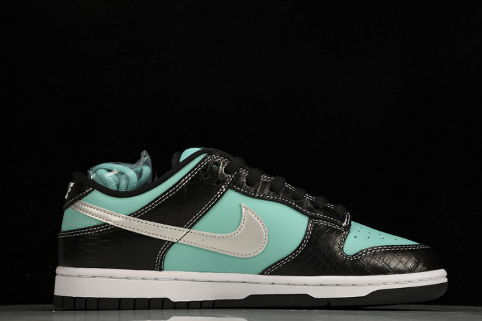 nike sb dunk low Di*m*nd s*pply co. aqua blue 304292-402