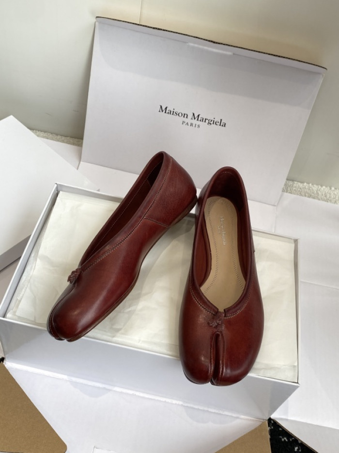 ma*s*n Ma*i*la tabi shoes