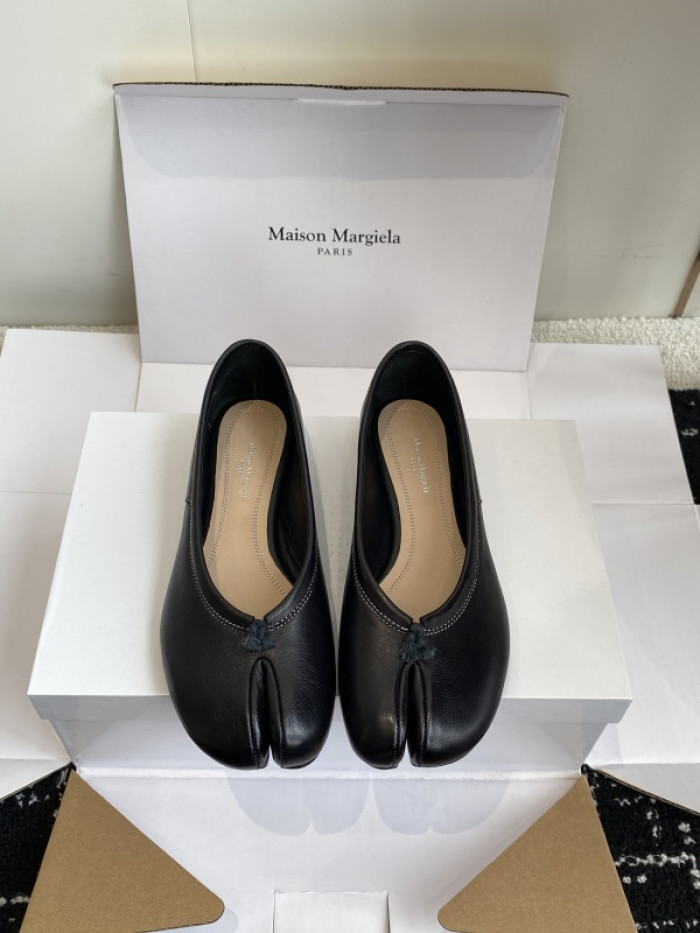 ma*s*n Ma*i*la tabi shoes