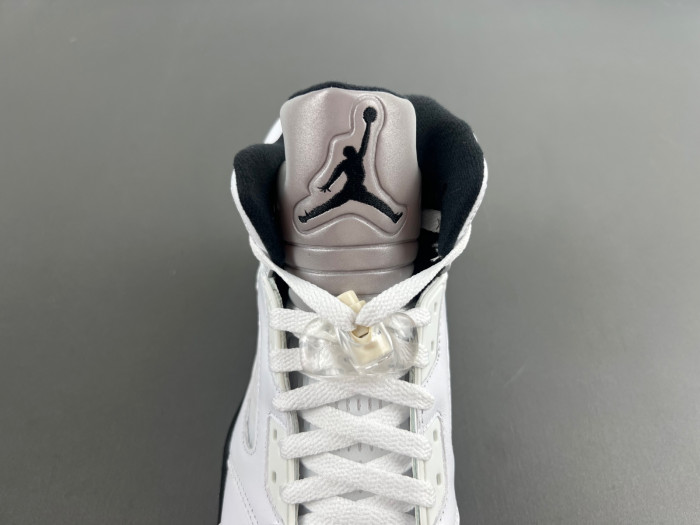 jordan 5 retro "white and black" dd0587-110