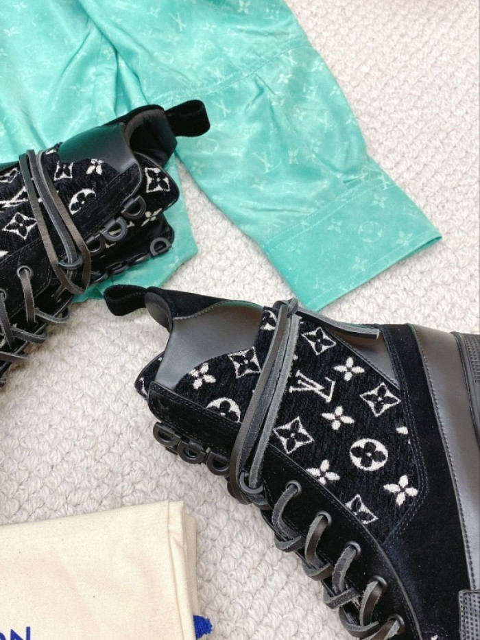 LV Boots (women)