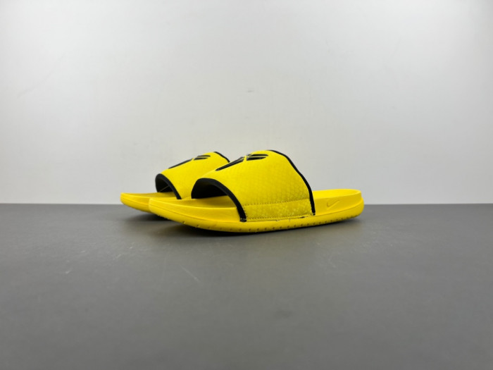 Nike Kobe Offcourt Slide IF2870-700