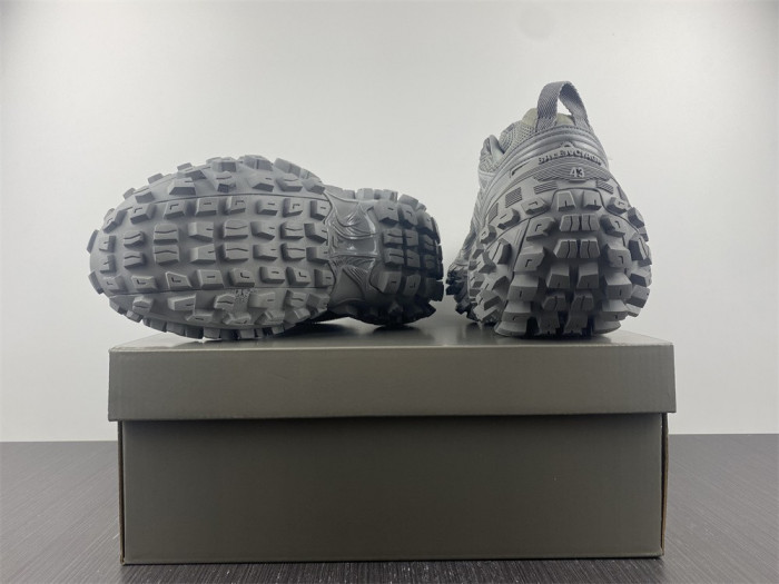 Ba*len*cia*ga defender