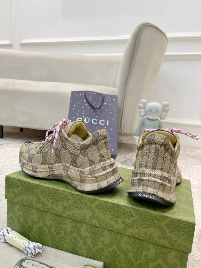 GUCCI Run Sneaker