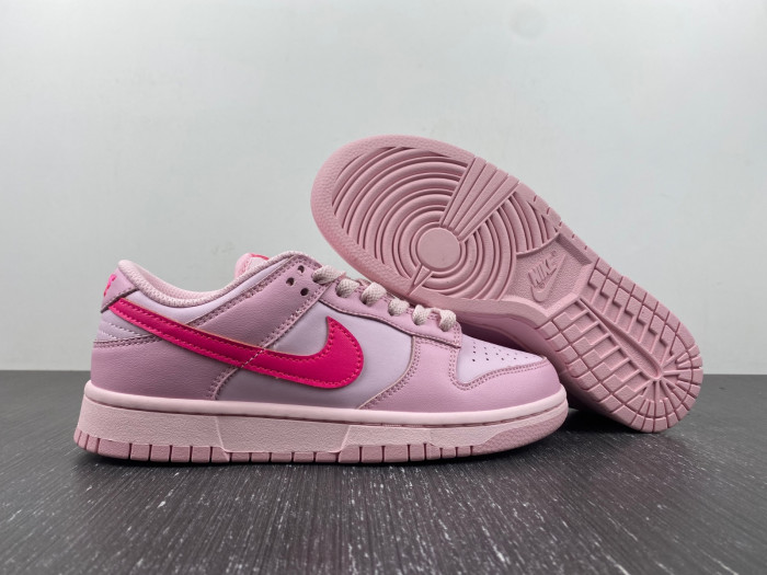nike dunk low triple pink (gs) dh9765-600