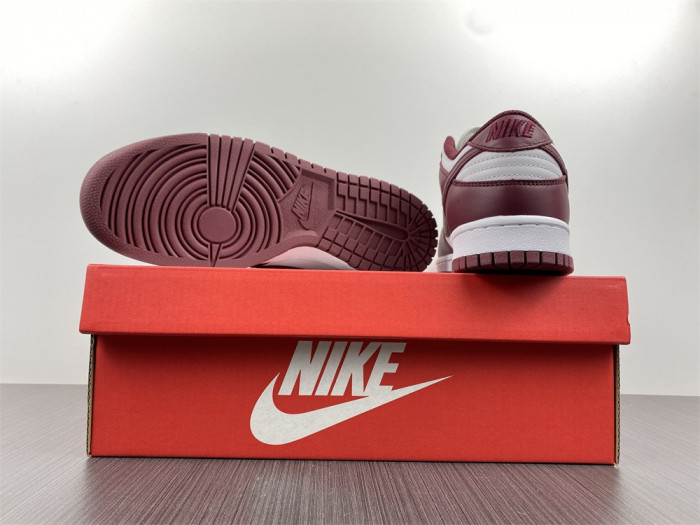 nike dunk low bordeaux (w) dd1503-108