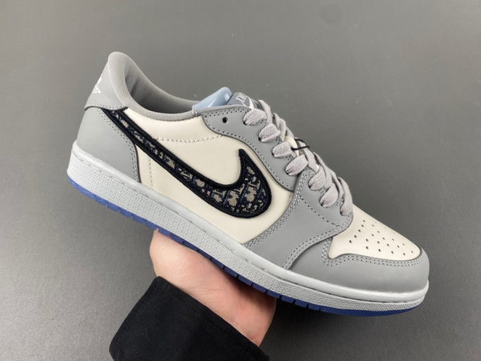 Dior x Air Jordan 1 Low CV0343-100