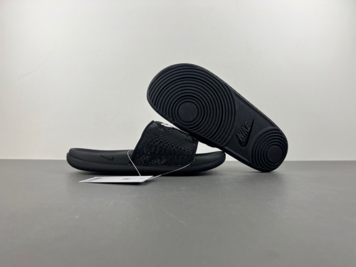 Nike Kobe Offcourt Slide IF2870-001