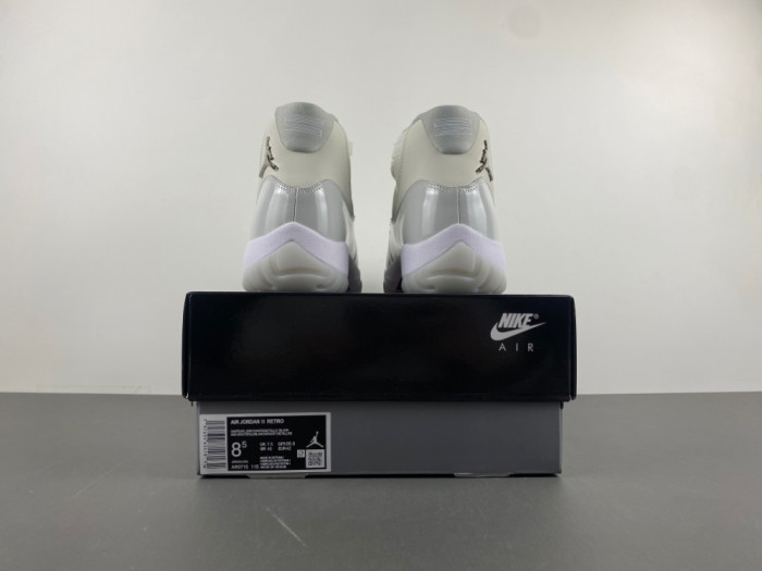 Air Jordan 11 Retro AR0715-110