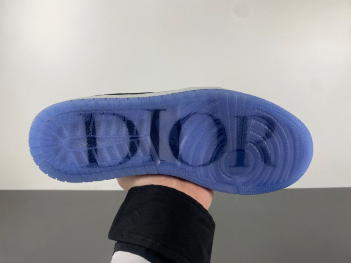 Dior x Air Jordan 1 Low CV0343-100
