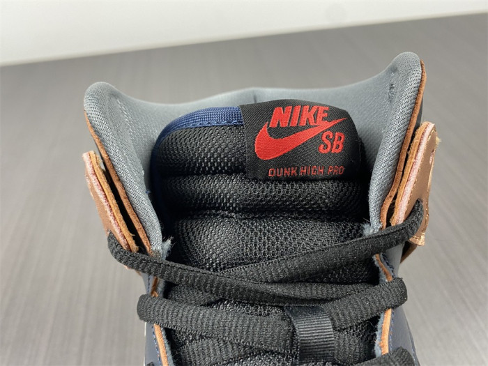 nike dunk sb high rx-0 unicorn gundam 02 banshee dh7717-400