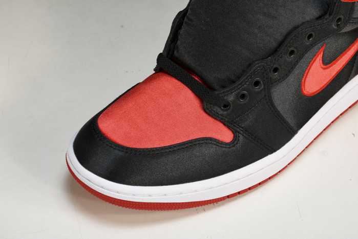 jordan 1 retro high og satin bred fd4810-061