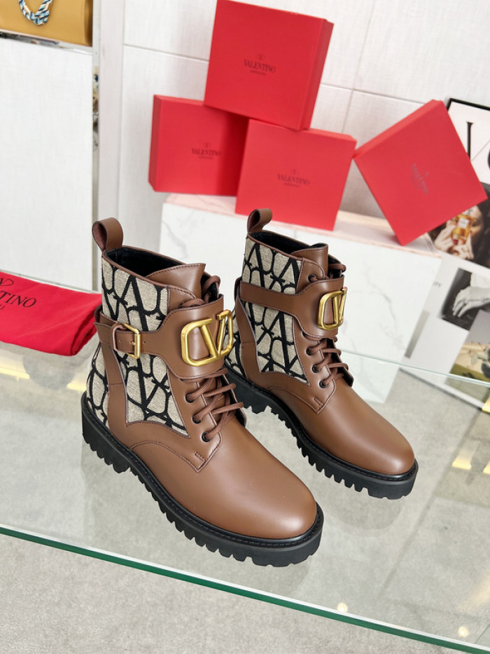Va*lentino Boots