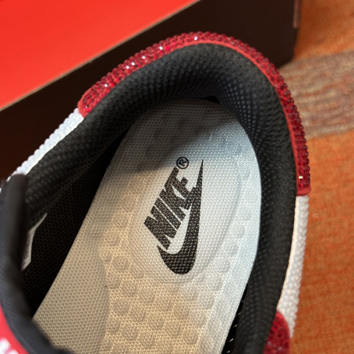 jordan Di*m*nd designed shoes