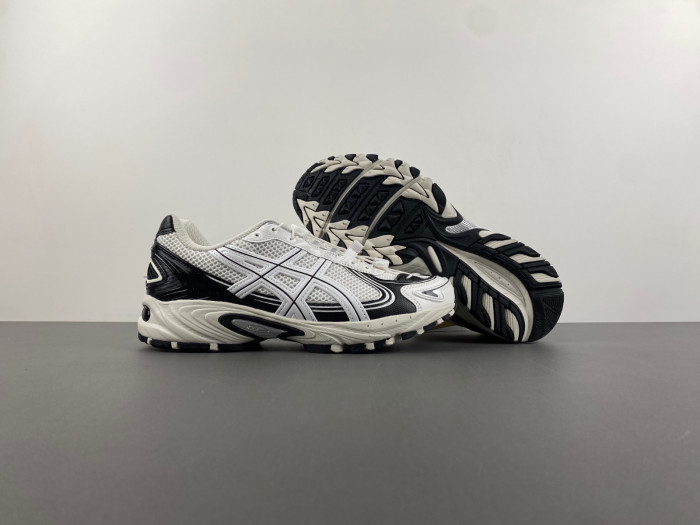 Asics Gel-Kahana Tr V4 "White Black"