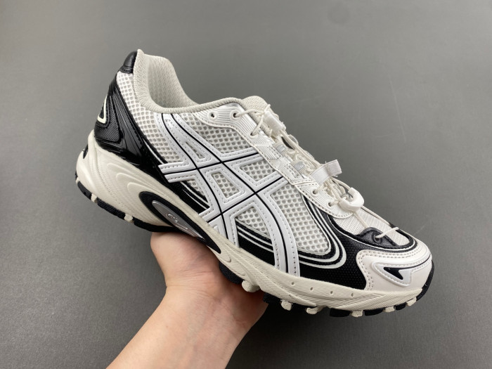 Asics Gel-Kahana Tr V4 "White Black"