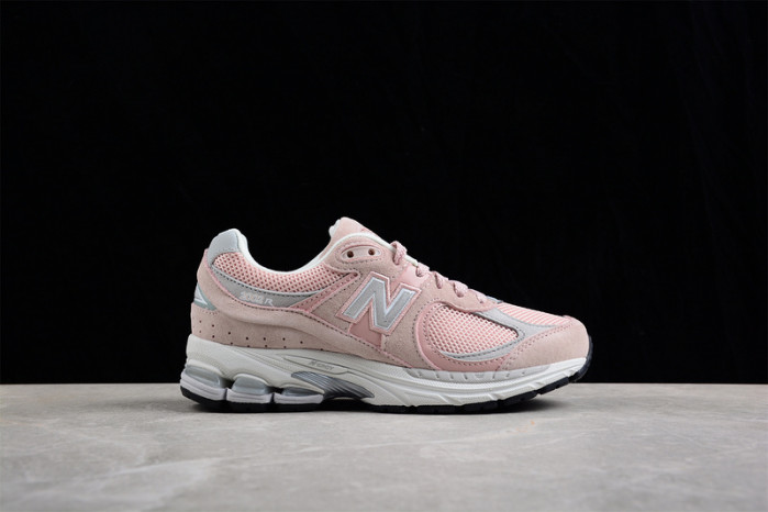 new balance 2002r pink sand gc2002sk