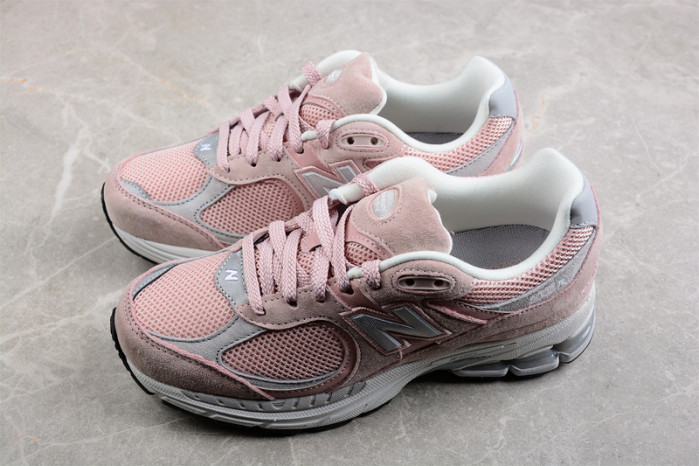 new balance 2002r pink sand gc2002sk