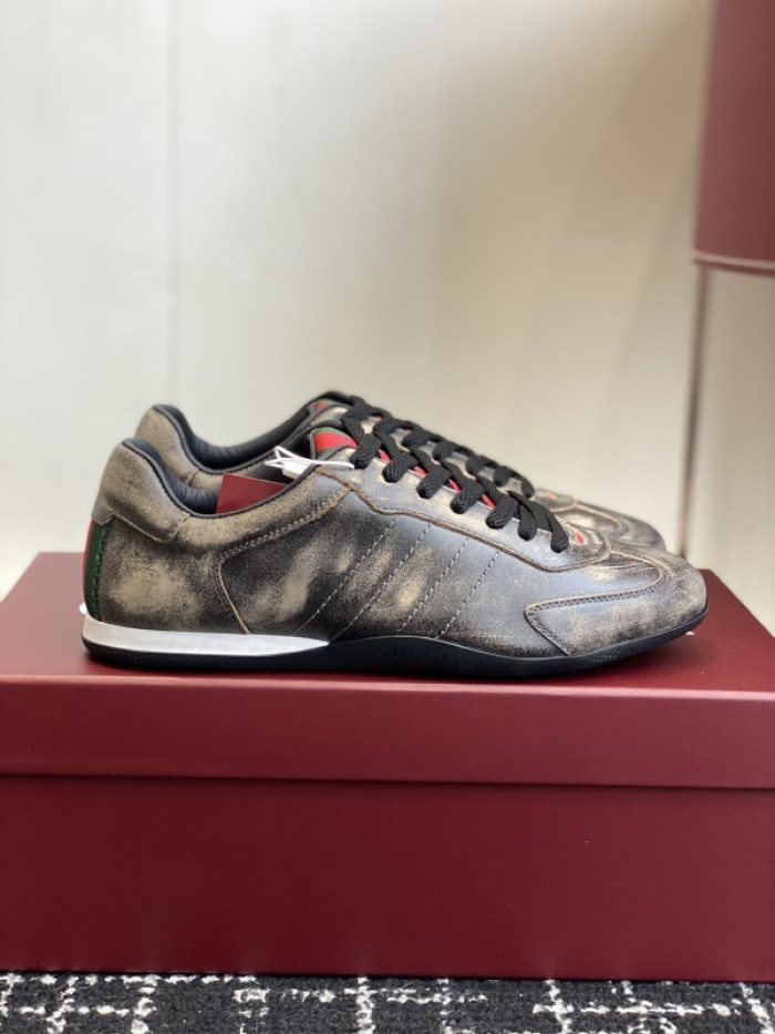 Gv*c Shift sneaker