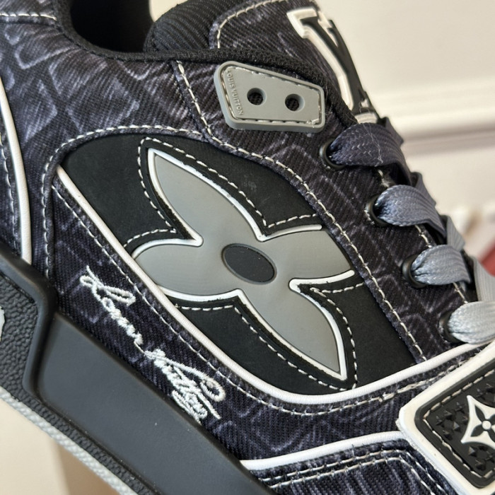 LV Trainer Sneaker